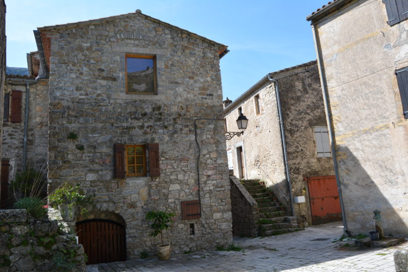 Vue du village de Saint-Maurice de Navacelles 1
